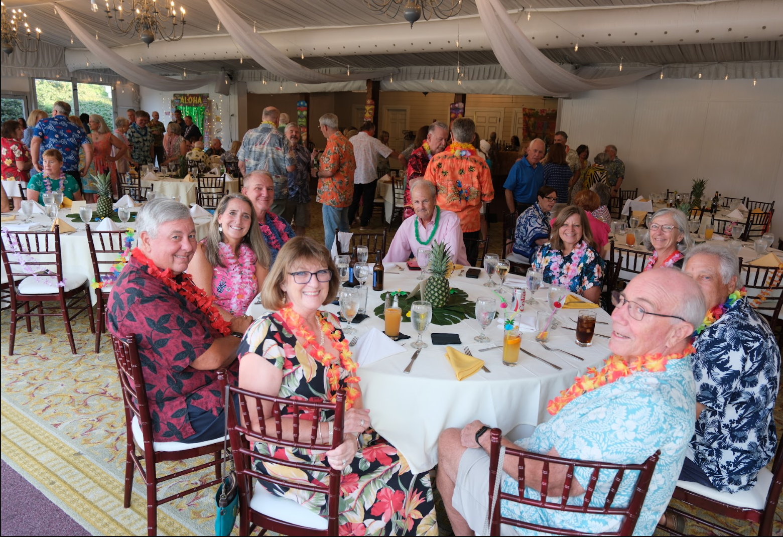 Outdoor gathering space at Ford's Colony Country Club